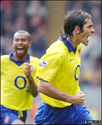 Robert Pires celebrates his goal with team-mates