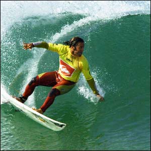 Brazilian Fabio Gouveia rides a wave to fight his way out of the loser's round to advance to round three of the Quiksilver Pro France at La Graviere