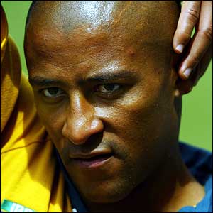 Australian captain George Gregan trains ahead of the Rugby World Cup opener against Argentina