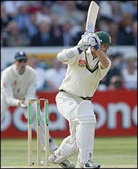 Gary Kirsten hits out during the morning session