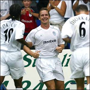 Bolton's Kevin Davies celebrates after putting Bolton 2-0 up against Blackburn