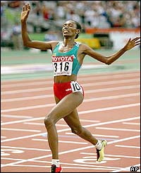 Berhane Adere wins the 10,000m