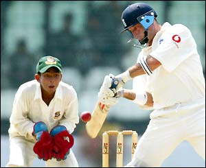 Nasser Hussain hits out for England