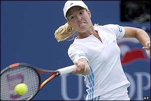 Henin-Hardenne's experience helps her to see off a difficult opponent