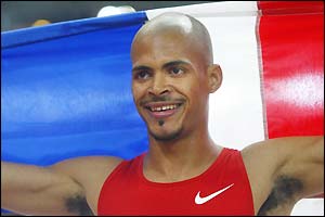 Felix Sanchez celebrates victory