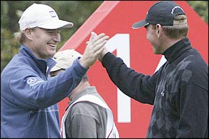 Ernie Els congratulates Thomas Bjorn