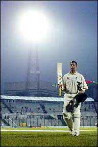 Marcus Trescothick raises his bat as he leaves the field
