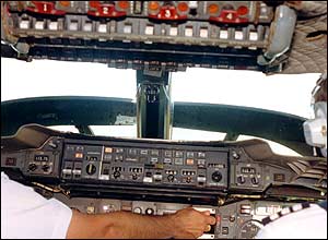 Concorde cockpit as the visor comes down, by John Little from Scotland