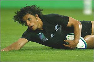 Doug Howlett touches down for one of his two tries for New Zealand