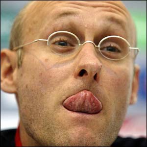 French head coach Bernard Laporte gives a press conference 