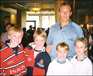 Sam, Fergus, Florence and Benjamin Pickles meet Jonny Wilkinson