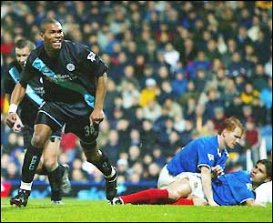 Marcus Bent scores a second for Leicester