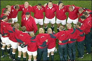 England captain Martin Johnson gives a team-talk