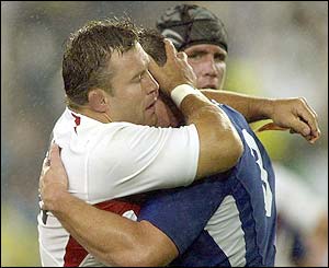 England's Jason Leonard and France's Sylvain Marconnet at the final whistle 