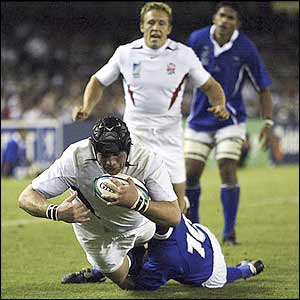 Phil Vickery scores against Samoa