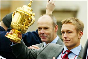Jonny Wilkinson salutes the cheering fans