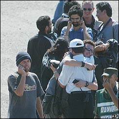 The hostages land at Valledupar