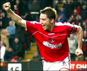 Matt Holland celebrates his goal against Chelsea