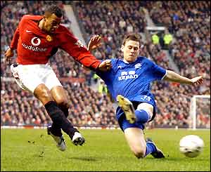 David Bellion fires a shot past Gary Naysmith 
