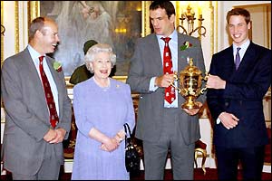 Woodward is to be knighted in 2004