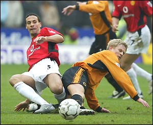Rio Ferdinand challenges Steffen Iversen