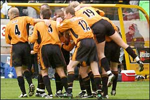Wolves players celebrates Kenny Miller's goal