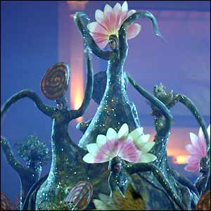 Dancers perform in front of 60,000 people at the Rades stadium