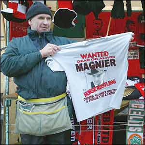 T-shirt vendors at Old Trafford cash in on the power struggle at Old Trafford