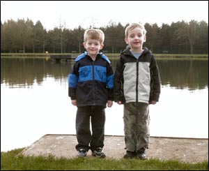 Cousins Daniel Ford and Alex Bessell at Cwmbran boating lake (Neil Bessell)