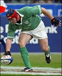 Ireland's Anthony Foley scores
