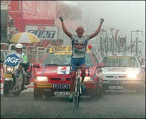 Marco Pantani wins stage 14 of the 1995 Tour de France