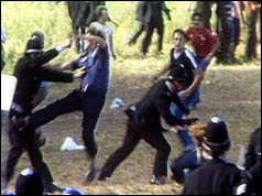Police fight with pickets at Orgreave