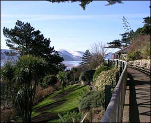 Haulfre Gardens, Llandudno, looking towards Snowdonia, sent by Dennis Oliver