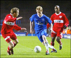 Damien Duff starts for Chelsea for the first time in 2004 but the Irishman fails to unlock the Stuttgart defence