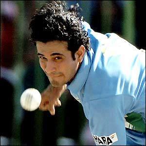 Irfan Pathan bowls against Pakistan