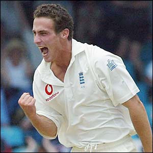 Simon Jones takes his fifth wicket 