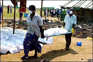 Volunteers collecting bodies.