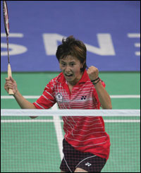 Cheng of Taipei celebrates badminton victory