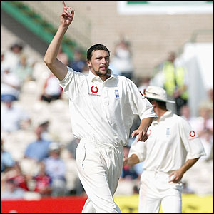 Steve Harmison removes Fidel Edwards