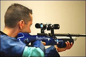 Kurzer prepares to shoot 