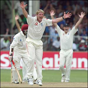 Matthew Hoggard takes his third wicket of the morning