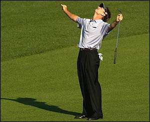 Brad Faxon in action