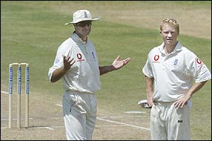 England's Michael Vaughan and Gareth Batty 