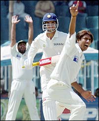 Ganguly is dismissed leaving India on 392-5