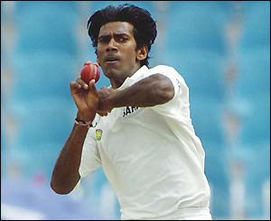 Lakshmipathy Balaji bowls