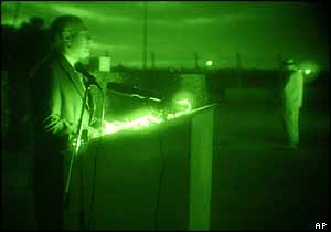 John Howard speaks at a ceremony in Baghdad on Sunday
