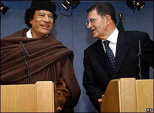 Gaddafi with Romano Prodi
