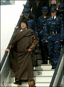 Gaddafi arrives in Brussels 