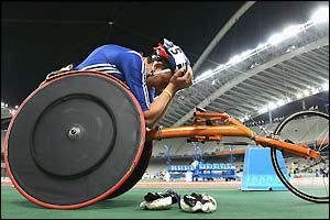 Tanni Grey Thompson shows her disappointment at missing out on an 800m medal