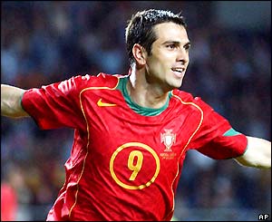 Pauleta celebrates his equaliser against Sweden